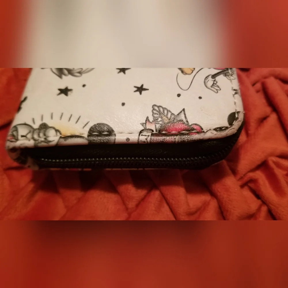 Loungefly Mickey and Minnie Tattoo AOP wallet - Picture 12 of 12
